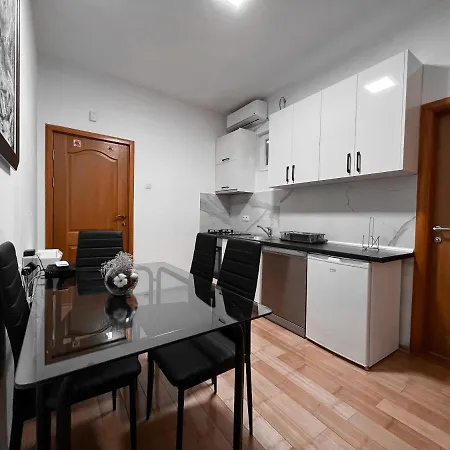 Apartment Stan Na Dan Sebastijan