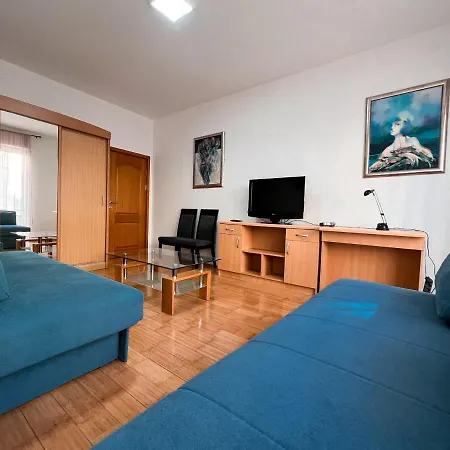 Stan Na Dan Sebastijan Apartment *