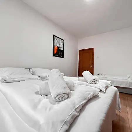 Stan Na Dan Sebastijan Lejlighed Banja Luka